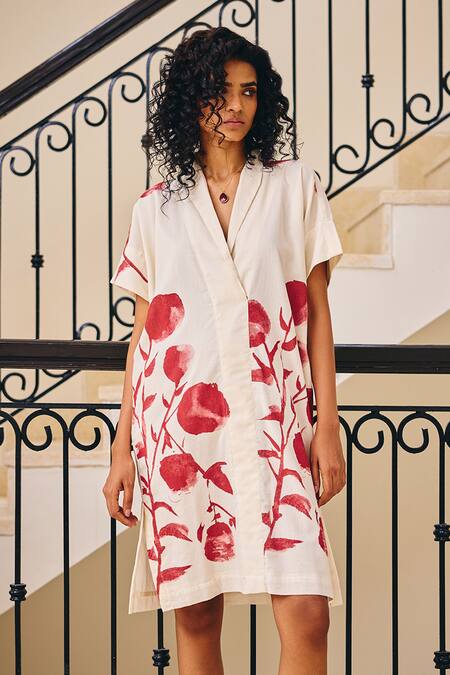 Kharakapas_Off White Cotton Embroidery Collared Love Lost Floral Overlap Dress _Online_at_Aza_Fashions