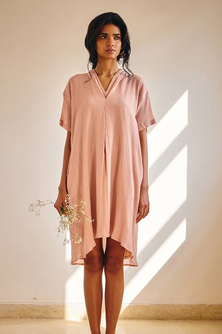 Kharakapas_Pink Cotton V-neck Poised Petal Crinkled Dress _Online_at_Aza_Fashions