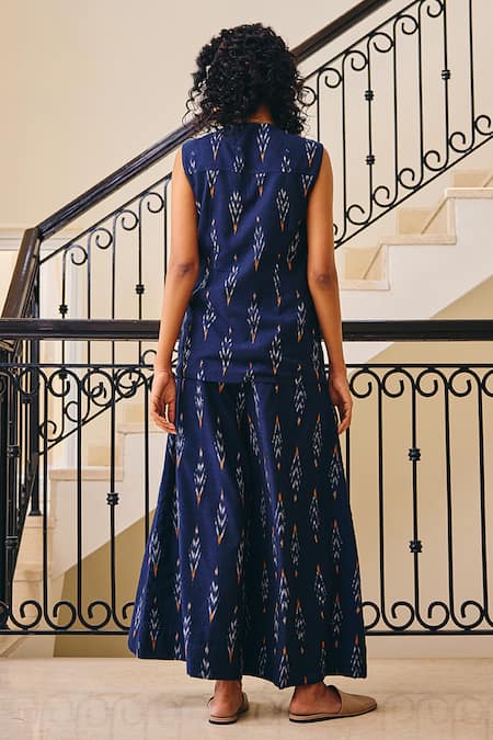Shop Kharakapas Blue Linen Collared Sublime Living Ikat Print Top And Pant Set at Aza Fashions Shop_Kharakapas_Blue Linen Collared Sublime Living Ikat Print Top And Pant Set _at_Aza_Fashions