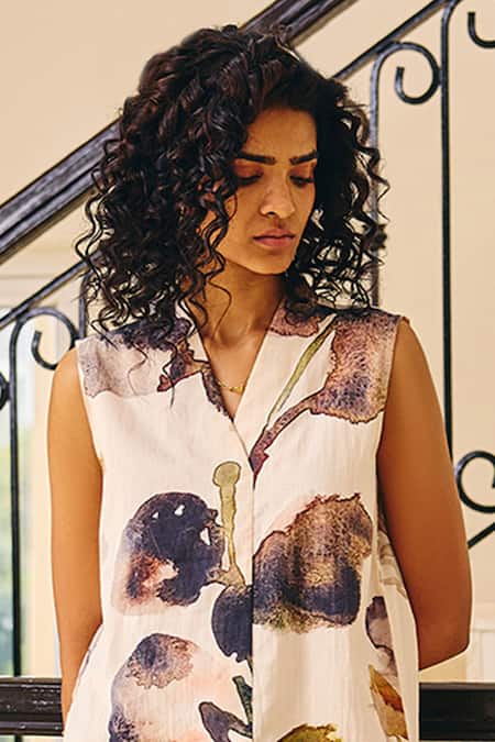 Buy_Kharakapas_Off White Cotton Shawl Neck The Ephemeral Printed Shirt _Online_at_Aza_Fashions
