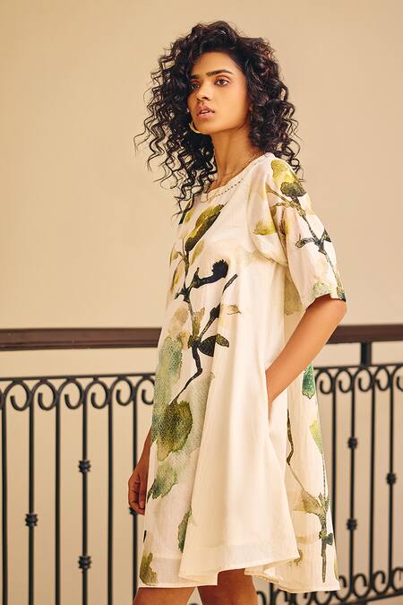 Kharakapas_Off White Cotton Round Neck The Glory Foliage Print Dress _Online_at_Aza_Fashions