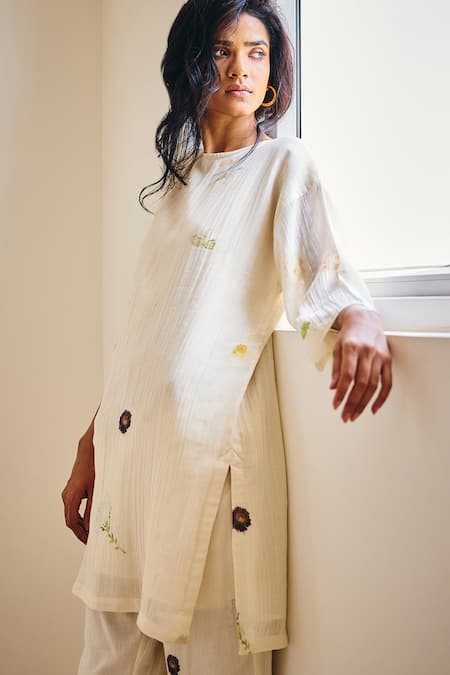 Shop Kharakapas Off White Cotton Round Neck The Savant Printed Tunic And Pant Set Online at Aza Fashions Shop_Kharakapas_Off White Cotton Round Neck The Savant Printed Tunic And Pant Set_Online_at_Aza_Fashions