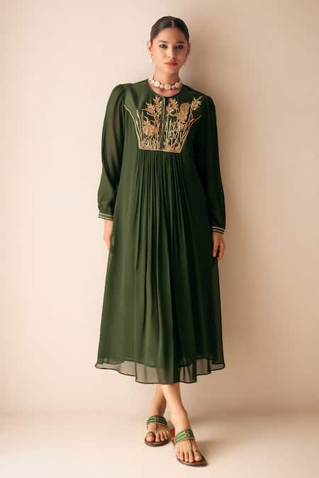 Rasasvada Green Georgette Embroidery Gardenia U Neck Fleur Yoke Gathered Dress With Inner 