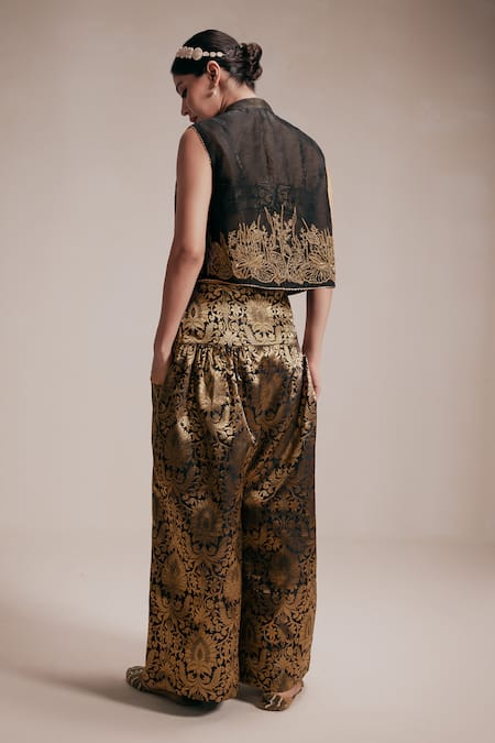 Rasasvada Bird Paradise Embroidered Jacket Set 