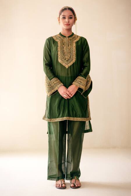 Rasasvada_Green Chanderi Embroidery Mandarin Collar Ivy Vine Kurta Pant Set _Online_at_Aza_Fashions