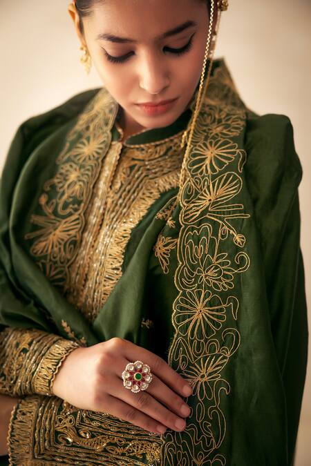 Rasasvada_Green Chanderi Embroidery Mandarin Collar Ivy Vine Kurta Pant Set _at_Aza_Fashions