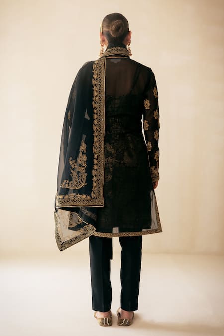 Rasasvada Floral Embroidered Kurta Pant Set 