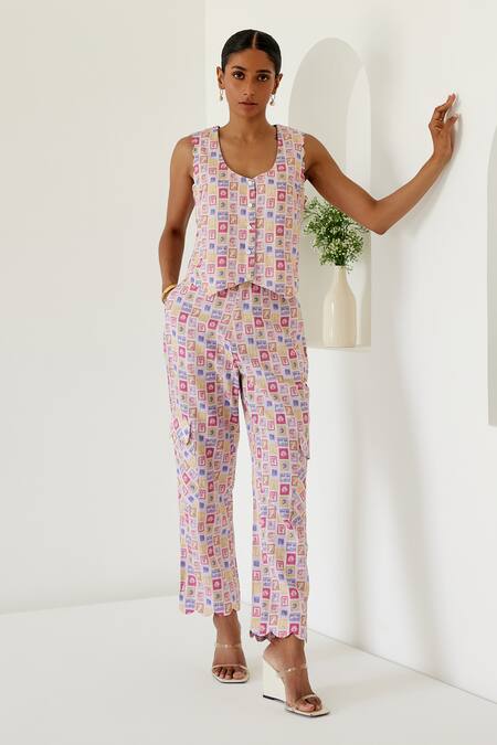 Buy Sage Saga Yellow Linen V-neck Antalya Stamp Print Waistcoat With Cargo Pant Online at Aza Fashions Buy_Sage Saga_Yellow Linen V-neck Antalya Stamp Print Waistcoat With Cargo Pant _Online_at_Aza_Fashions