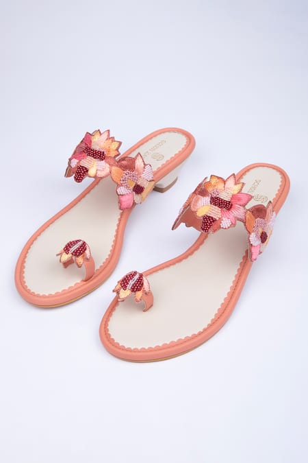 SCHON ZAPATO Pink Embroidered Floral Charm Kolhapuri Heels 