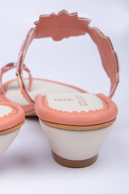 Shop_SCHON ZAPATO_Pink Embroidered Floral Charm Kolhapuri Heels _Online_at_Aza_Fashions