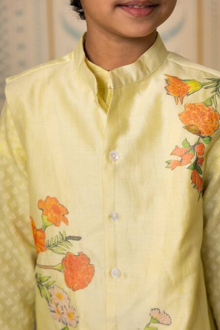 Mini Trails_Yellow Cotton Applique, Embroidery Floral Bundi Kurta Set _Online_at_Aza_Fashions