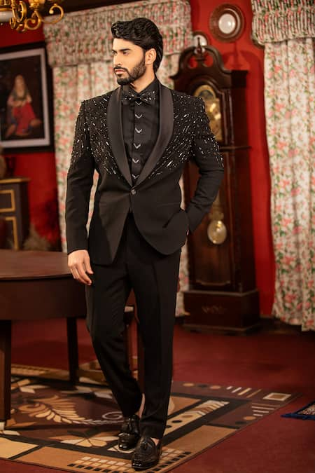 DESIGN O STITCH Black Suiting Embroidered Cutdana Placement Tuxedo Jacket With Pant 