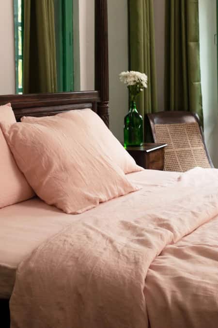 Saphed Pink 100% Pure European Linen Plain Gulabjal Queen Duvet Cover Online at Aza Fashions Saphed_Pink 100% Pure European Linen Plain Gulabjal Queen Duvet Cover_Online_at_Aza_Fashions