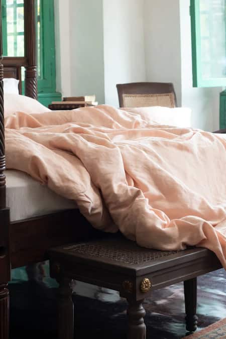 Saphed Pink 100% Pure European Linen Plain Gulabjal Queen Duvet Cover at Aza Fashions Saphed_Pink 100% Pure European Linen Plain Gulabjal Queen Duvet Cover_at_Aza_Fashions