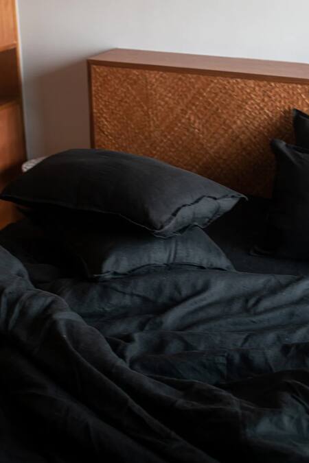 Shop Saphed Black 100% Pure European Linen Plain Kohl King Duvet Cover Online at Aza Fashions Shop_Saphed_Black 100% Pure European Linen Plain Kohl King Duvet Cover_Online_at_Aza_Fashions