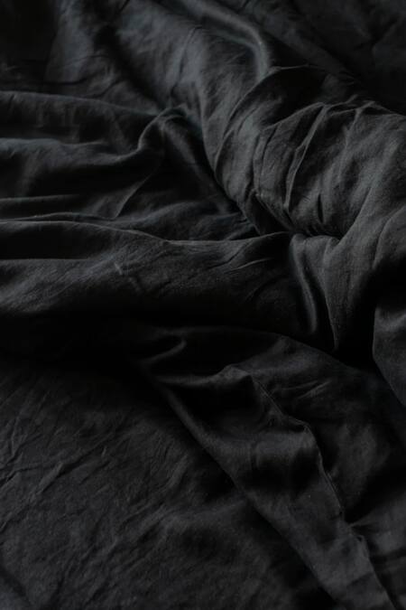 Saphed Black 100% Pure European Linen Plain Kohl Flat Sheet Online at Aza Fashions Saphed_Black 100% Pure European Linen Plain Kohl Flat Sheet_Online_at_Aza_Fashions