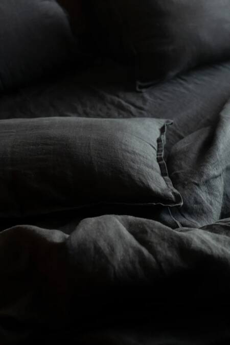 Buy Saphed Black 100% Pure European Linen Plain Kohl Flat Sheet Online at Aza Fashions Buy_Saphed_Black 100% Pure European Linen Plain Kohl Flat Sheet_Online_at_Aza_Fashions