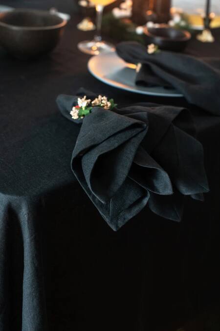 Saphed Black 100% Pure European Linen Plain Kohl Rectangle Table Cloth at Aza Fashions Saphed_Black 100% Pure European Linen Plain Kohl Rectangle Table Cloth_at_Aza_Fashions