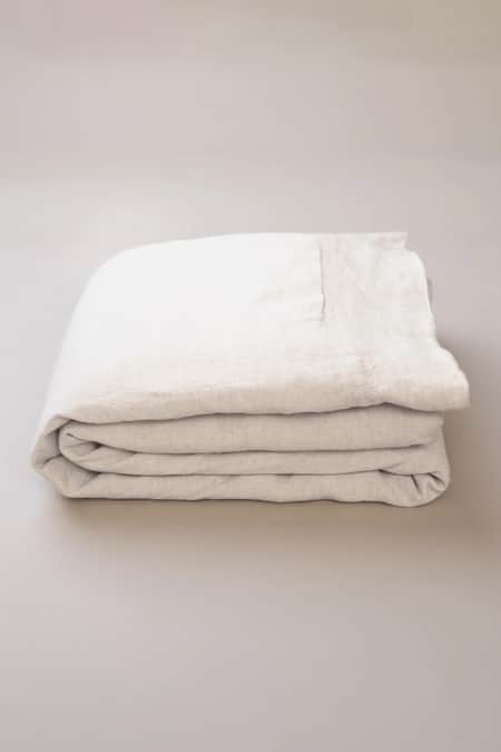 Shop Saphed White 100% Pure European Linen Plain Taj Queen Size Duvet Cover at Aza Fashions Shop_Saphed_White 100% Pure European Linen Plain Taj Queen Size Duvet Cover_at_Aza_Fashions
