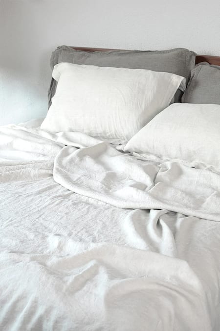 Buy Saphed White 100% Pure European Linen Plain Taj Queen Size Duvet Cover Online at Aza Fashions Buy_Saphed_White 100% Pure European Linen Plain Taj Queen Size Duvet Cover_Online_at_Aza_Fashions