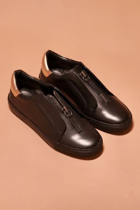 Buy_Dmodot_Black Leather Zip Sneakers _Online_at_Aza_Fashions
