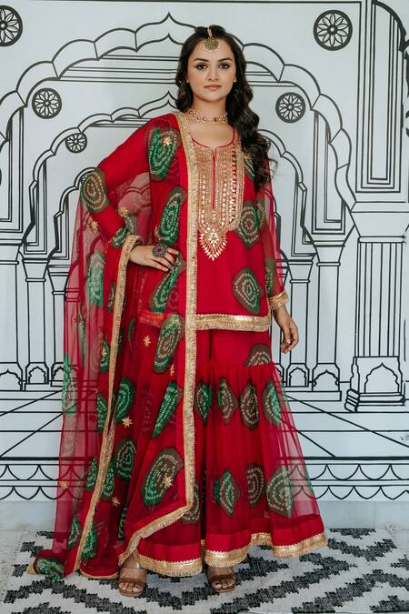 Shop Gulabo Jaipur Pink Georgette Zari, Embroidery, Gota Patti Aksar Bandhani Pattern Kurta Set at Aza Fashions Shop_Gulabo Jaipur_Pink Georgette Zari, Embroidery, Gota Patti Aksar Bandhani Pattern Kurta Set_at_Aza_Fashions