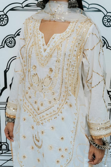 Shop Gulabo Jaipur White Cotton Embroidery, Sequins Split V-neck Marina Kurta Pant Set Online at Aza Fashions Shop_Gulabo Jaipur_White Cotton Embroidery, Sequins Split V-neck Marina Kurta Pant Set _Online_at_Aza_Fashions