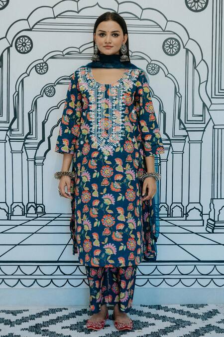 Gulabo Jaipur_Blue Cotton Embroidery, Mirrors Round Neck Naar Floral Print Kurta Set _Online_at_Aza_Fashions