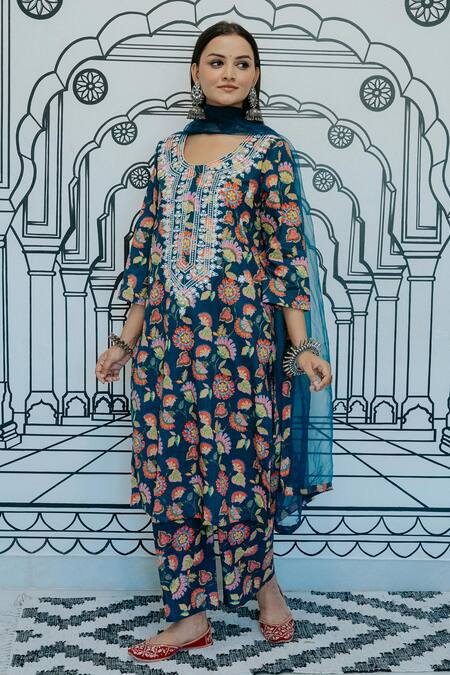Buy_Gulabo Jaipur_Blue Cotton Embroidery, Mirrors Round Neck Naar Floral Print Kurta Set _Online_at_Aza_Fashions