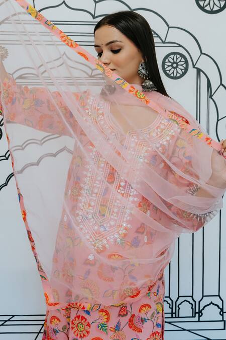 Gulabo Jaipur_Pink Cotton, Chiffon Embroidery, Mirrors Round Neck Naar Printed Kurta Set _at_Aza_Fashions