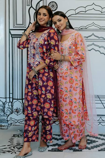Buy_Gulabo Jaipur_Pink Cotton, Chiffon Embroidery, Mirrors Round Neck Naar Printed Kurta Set 