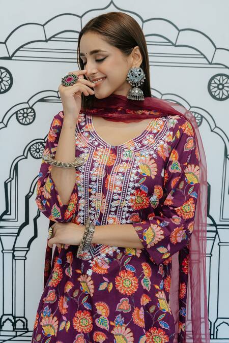 Gulabo Jaipur Purple Cotton Embroidery, Mirrors Round Neck Naar Garden Print Kurta Set at Aza Fashions Gulabo Jaipur_Purple Cotton Embroidery, Mirrors Round Neck Naar Garden Print Kurta Set_at_Aza_Fashions