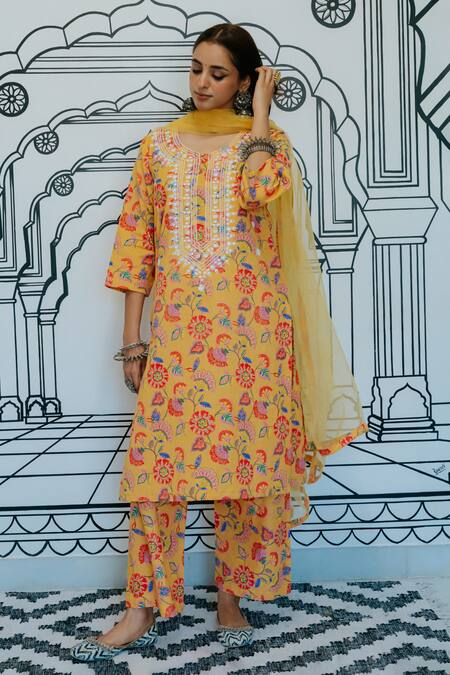 Shop_Gulabo Jaipur_Yellow Cotton Embroidery, Mirrors Round Neck Naar Bouquet Print Kurta Set _Online_at_Aza_Fashions