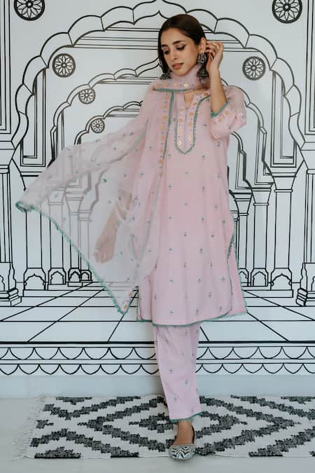 Gulabo Jaipur Pink Cotton Embroidery, Mirrors Split V-neck Niha Kurta Set at Aza Fashions Gulabo Jaipur_Pink Cotton Embroidery, Mirrors Split V-neck Niha Kurta Set _at_Aza_Fashions