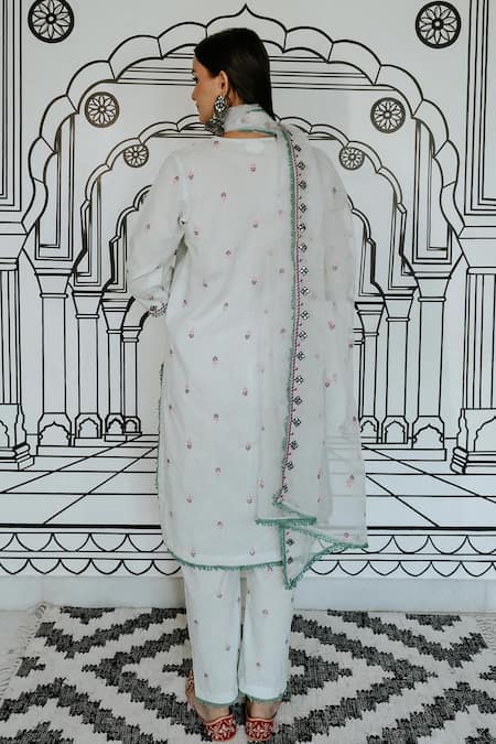 Gulabo Jaipur Niha Geometric Threadwork Kurta Pant Set 