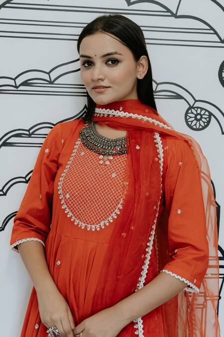 Gulabo Jaipur Red Cotton, Chiffon Sequins, Lace Rohee Floral Threadwork Anarkali Pant Set at Aza Fashions Gulabo Jaipur_Red Cotton, Chiffon Sequins, Lace Rohee Floral Threadwork Anarkali Pant Set _at_Aza_Fashions