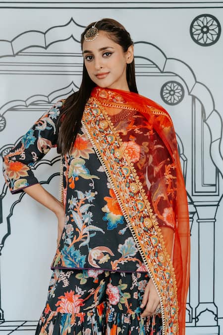 Gulabo Jaipur Black Cotton, Chiffon Embroidery Ruksa Floral Vine Print Kurta Sharara Set at Aza Fashions Gulabo Jaipur_Black Cotton, Chiffon Embroidery Ruksa Floral Vine Print Kurta Sharara Set _at_Aza_Fashions