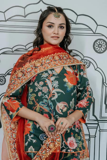 Gulabo Jaipur_Green Cotton Embroidery V-neck Ruksa Vine Print Kurta Sharara Set _at_Aza_Fashions