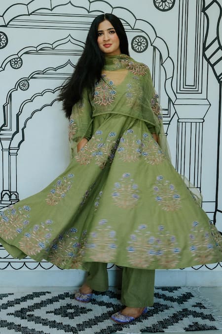 Gulabo Jaipur Wafa Mughal Floral Threadwork Anarkali Pant Set 