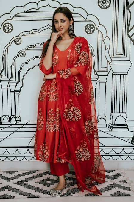Shop Gulabo Jaipur Red Cotton, Chiffon Embroidery V-neck Wafa Mughal Threadwork Anarkali Pant Set Online at Aza Fashions Shop_Gulabo Jaipur_Red Cotton, Chiffon Embroidery V-neck Wafa Mughal Threadwork Anarkali Pant Set _Online_at_Aza_Fashions