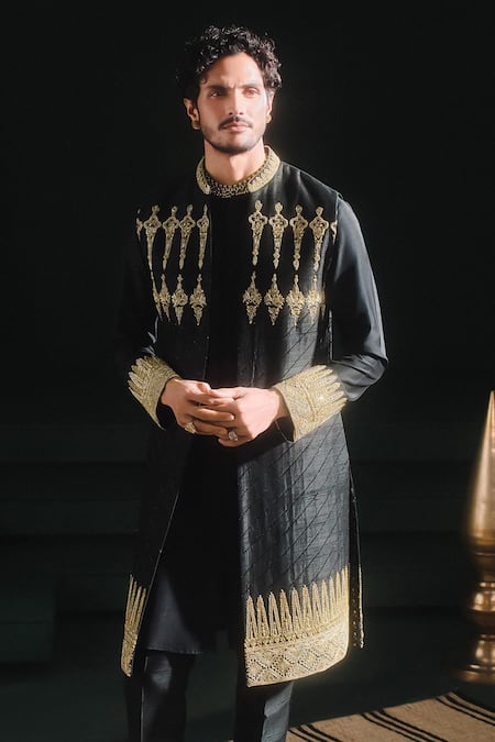 Masaba Black Embellished Bundi Kurta Set 