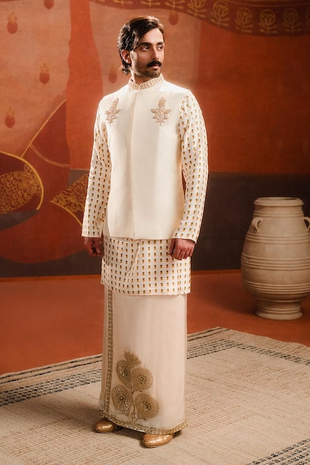 Masaba Ivory Embroidered Bundi & Kurta Set 
