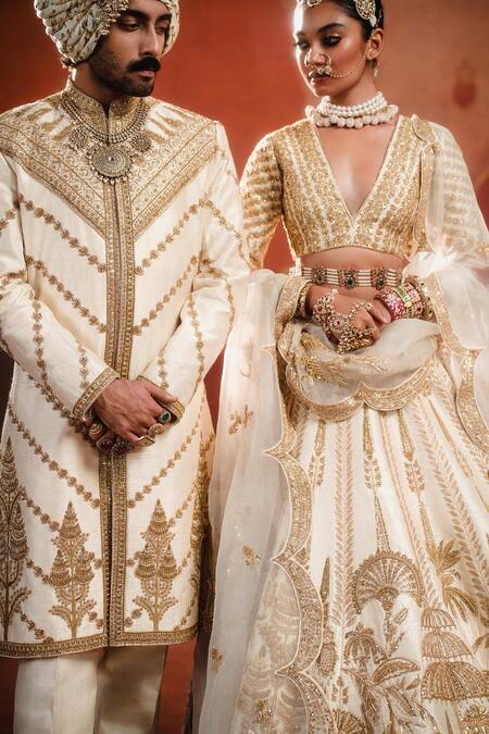 Buy Masaba Ivory , Organza Metallic Malai Barfi Embroidered Bridal Lehenga Set Online at Aza Fashions Buy_Masaba_Ivory , Organza Metallic Malai Barfi Embroidered Bridal Lehenga Set _Online_at_Aza_Fashions