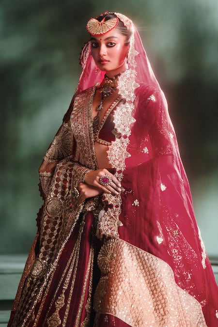 Shop Masaba Wine Organza, Embroidery, Metallic Gajar Halwa Bridal Lehenga Set at Aza Fashions Shop_Masaba_Wine Organza, Embroidery, Metallic Gajar Halwa Bridal Lehenga Set _at_Aza_Fashions