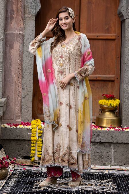 Buy_Farha Syed_Beige Chanderi Silk, Organza, Gingham Beads, Floral Thread Anarkali Palazzo Set _Online_at_Aza_Fashions