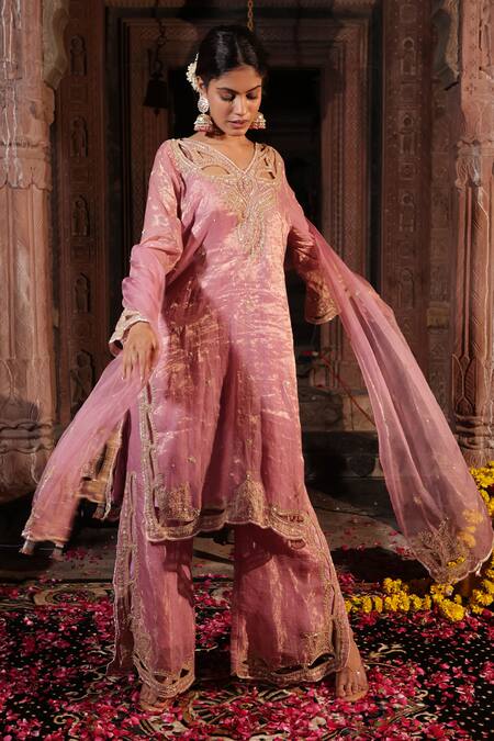 Farha Syed_Pink Chanderi Silk, Organza, Taffeta Cutwork Floral Vine Kurta Palazzo Set _Online_at_Aza_Fashions