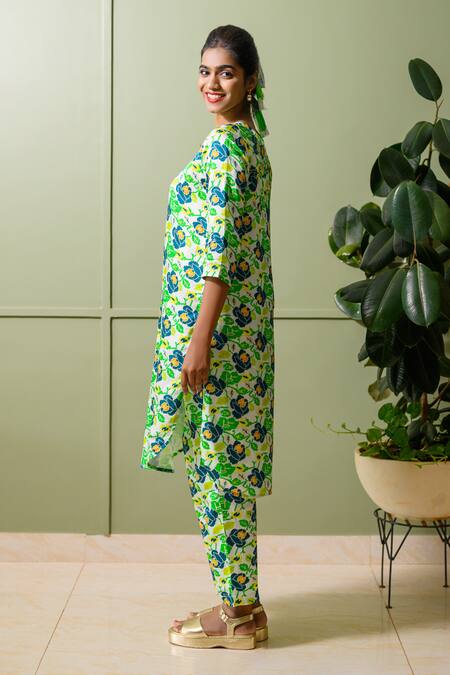 Buy Prachi Kamat Green Linen, Satin Round Neck Mosaic Flora Print Kurta With Pant Online at Aza Fashions Buy_Prachi Kamat_Green Linen, Satin Round Neck Mosaic Flora Print Kurta With Pant _Online_at_Aza_Fashions