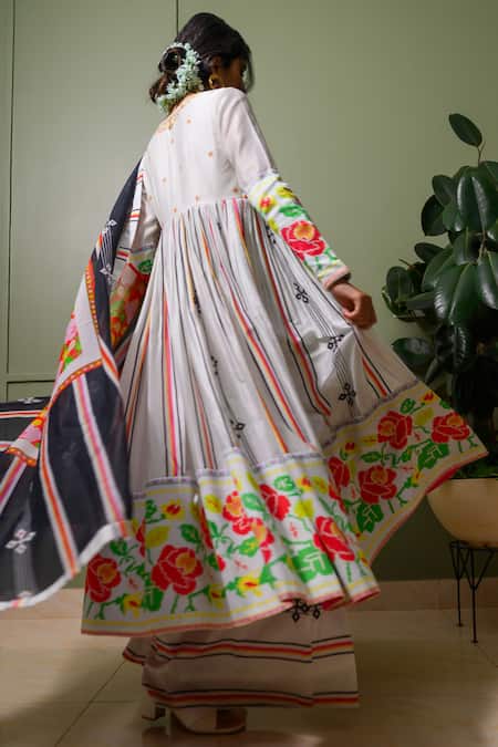 Shop Prachi Kamat White Organza, Chanderi, Linen French Striped Blossom Print Anarkali Set at Aza Fashions Shop_Prachi Kamat_White Organza, Chanderi, Linen French Striped Blossom Print Anarkali Set _at_Aza_Fashions