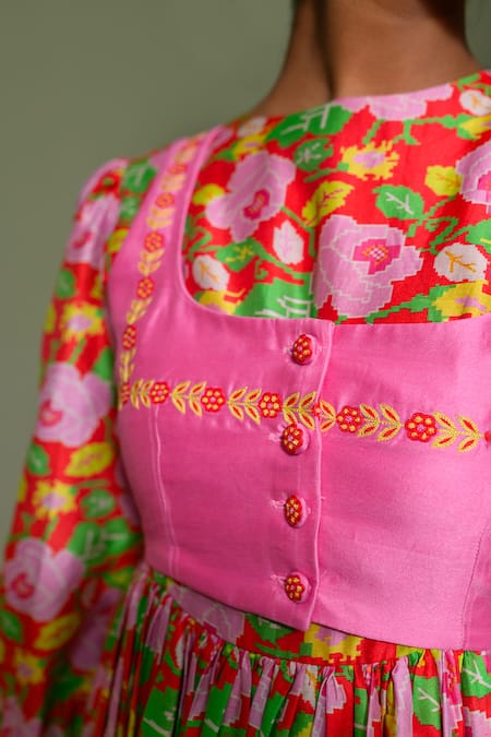 Prachi Kamat Red Organza, Chanderi Embroidery Crew Neck Gulbahar Print Anarkali Set at Aza Fashions Prachi Kamat_Red Organza, Chanderi Embroidery Crew Neck Gulbahar Print Anarkali Set _at_Aza_Fashions