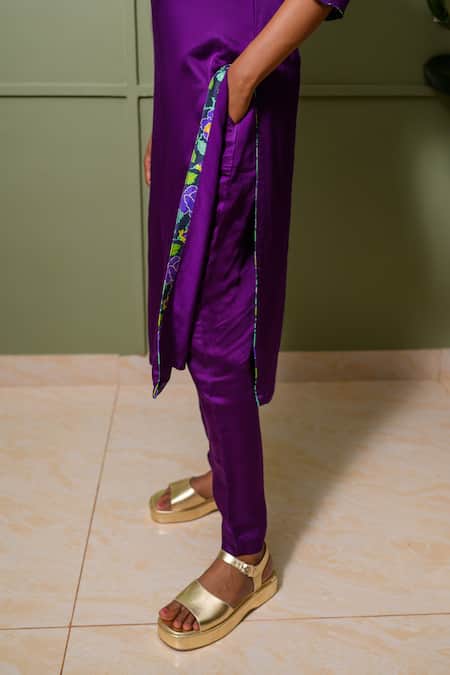 Shop_Prachi Kamat_Purple Chanderi, Linen, Satin Embroidery V-neck Flora Back Kurta With Pant _Online_at_Aza_Fashions